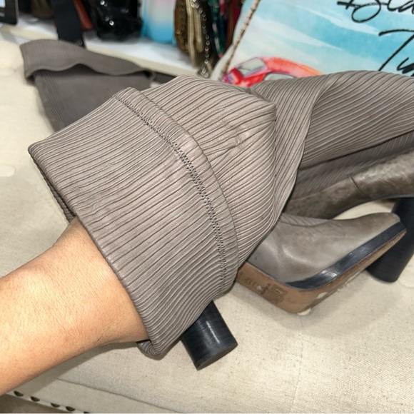 Dolce And Gabbana Vintage Grey Stretch Socks High Boot Heels Size 41 - Picture 10 of 12